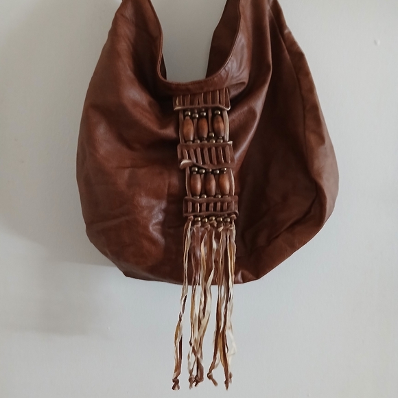 ALDO Vintage Smooth leather hobo bag. - Picture 3 of 10